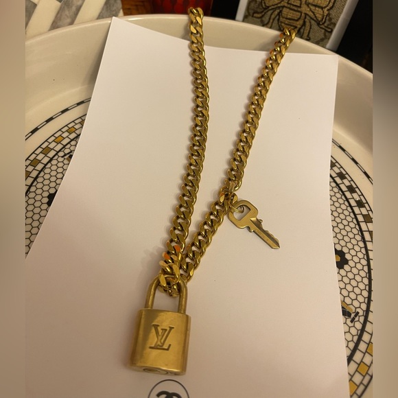 Authentic Louis Vuitton Lock and Key Set on Chain - Picture 11 of 13